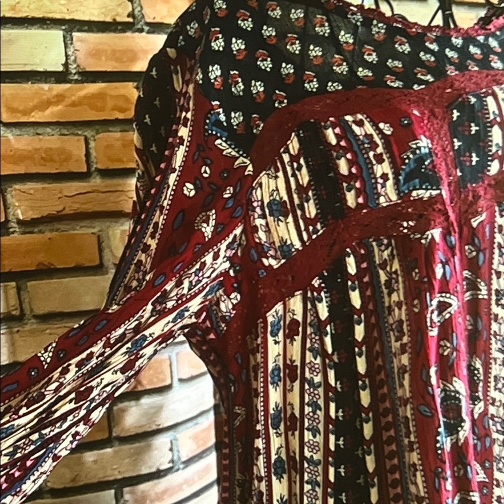 👚 Maeve Anthropologie "Gretchen" Boho Red & Blue Floral Peasant Top Size 10 / A - Picture 6 of 15